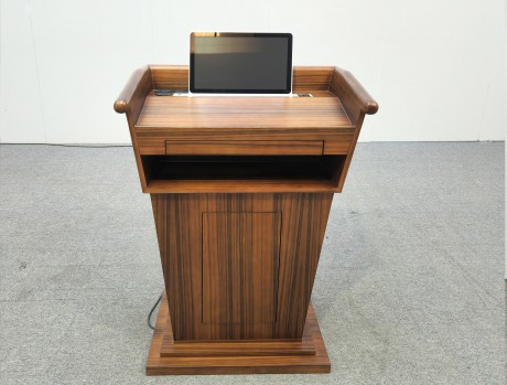 升降屏幕演讲台